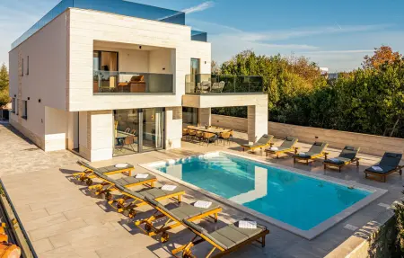 Location Maison à Zaton 10 personnes