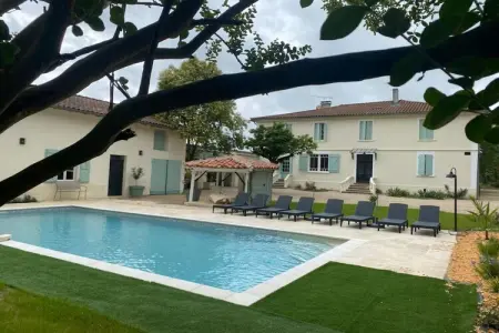 Location Maison à Barry d'Islemade 12 personnes
