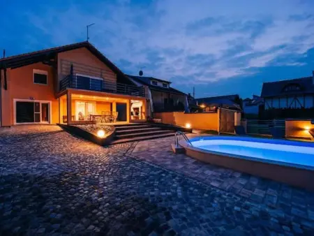 Location Maison à Aljmas 8 personnes