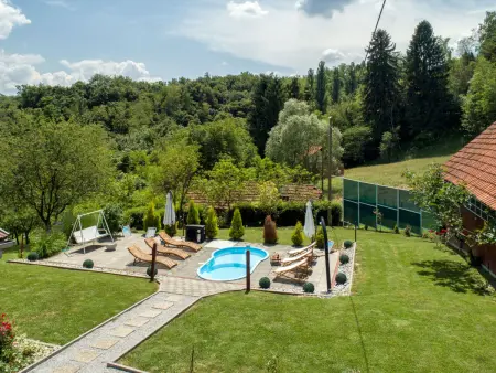Location Maison à Veliko Trgovisce 8 personnes