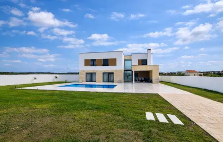 Location Maison à Policnik 10 personnes