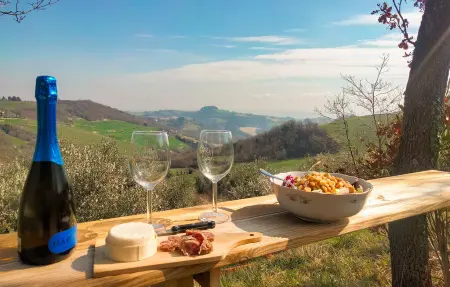 Location Maison à Fontecorniale 9 personnes