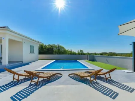 Location Maison à Crno 6 personnes