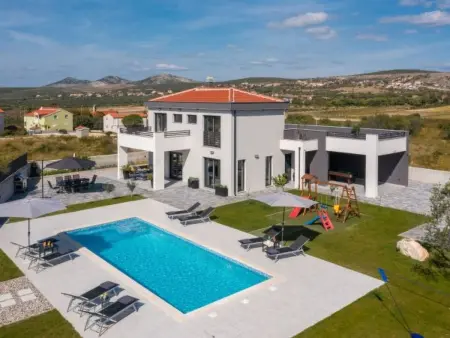 Location Maison à Drage 8 personnes