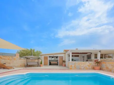 Location Maison à Pristeg 5 personnes