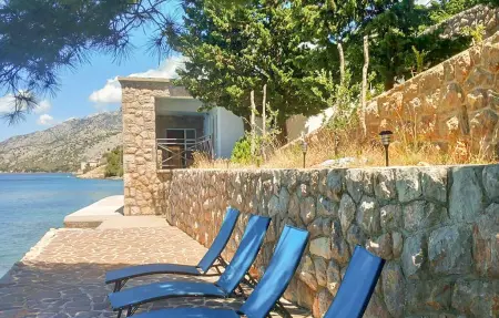 Location Maison à Karlobag 5 personnes