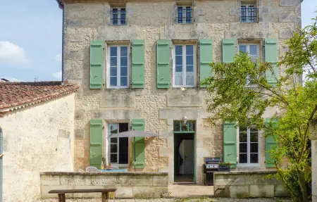 Location Maison à Chadurie 8 personnes