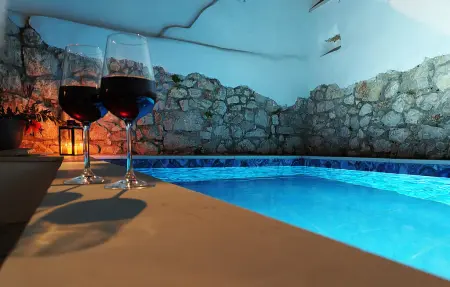 Location Maison à Grizane 6 personnes