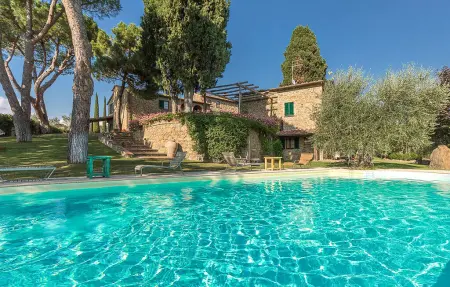 Location Maison à Lucignano 18 personnes