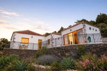 Location Maison à Arico 4 personnes