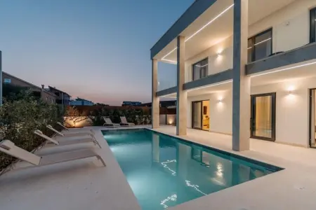 Location Villa à Turanj 10 personnes