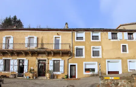 Location Maison à St Julien du Gua 4 personnes