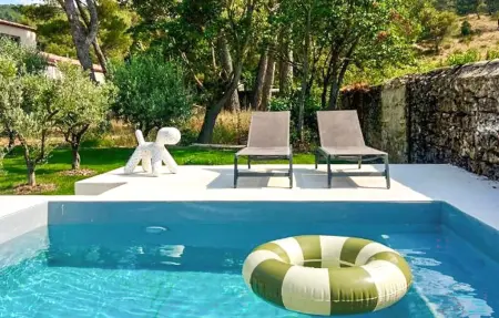 Location Maison à Alleins 14 personnes