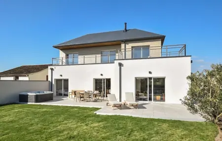 Location Maison à Creances 8 personnes