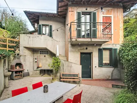 Location Maison à Luino 4 personnes