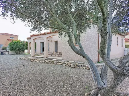 Location Villa à Brouilla 8 personnes