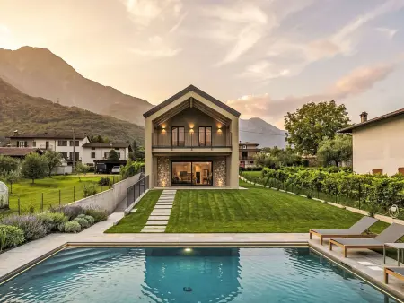 Location Villa à Colico 9 personnes