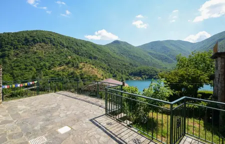 Location Maison à Vagli di Sotto 6 personnes