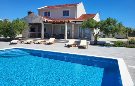 Location Maison à Dvornica 6 personnes