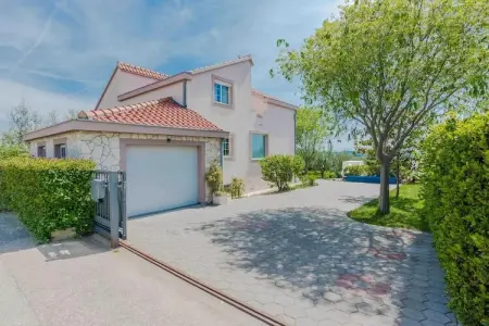 Location Maison à Zemunik Gornji 10 personnes