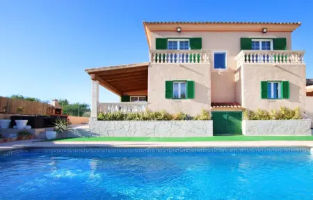 Location Maison à Cales de Mallorca 8 personnes