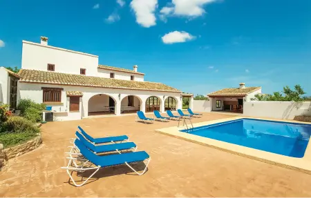 Location Maison à Teulada 8 personnes