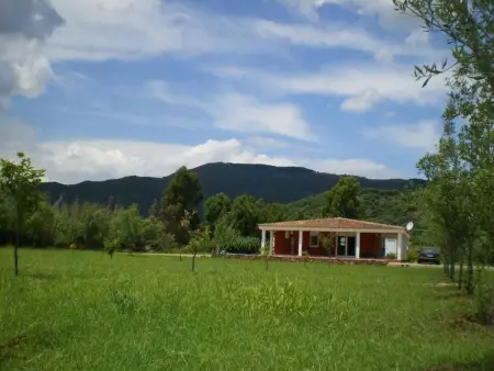 Location Maison à Agrustos 4 personnes