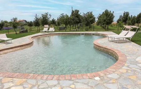 Location Maison à Pescia Romana 4 personnes