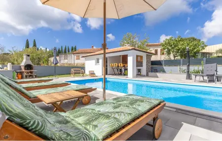 Location Maison à Rovinjsko Selo 7 personnes