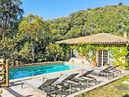 Location Maison à Cogolin 8 personnes