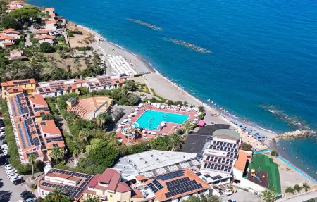 Location Maison à Piraino 4 personnes