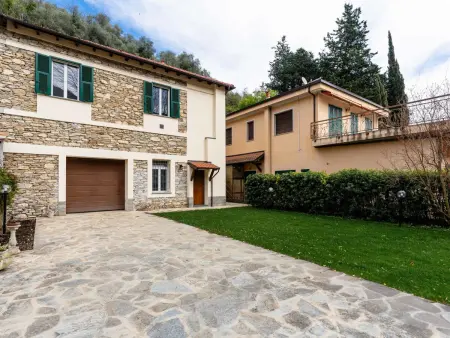 Location Maison à Stellanello 7 personnes