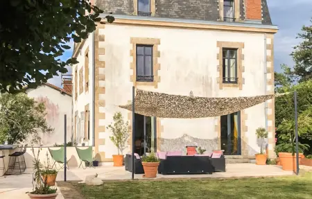 Location Maison à Flavignac 12 personnes