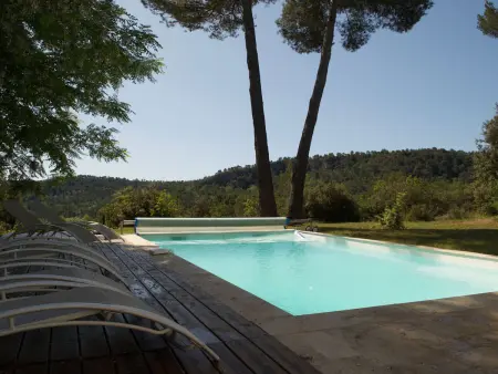 Location Maison à Sillans la Cascade 9 personnes