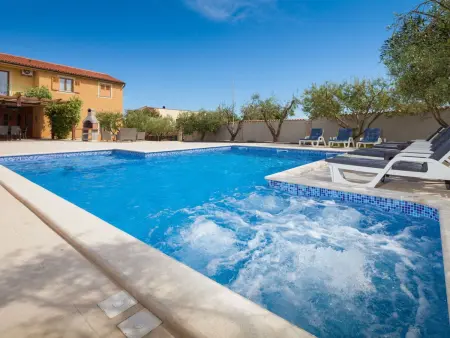 Location Maison à Pula Banjole 20 personnes