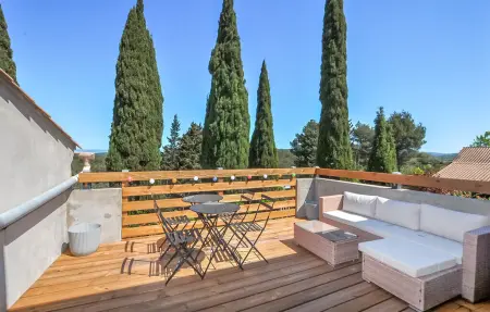Location Maison à Verzeille 4 personnes