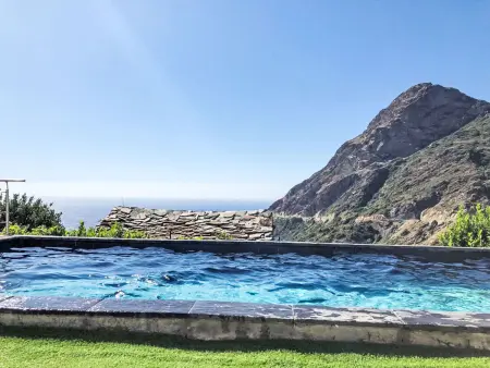 Location Maison à Barrettali 8 personnes