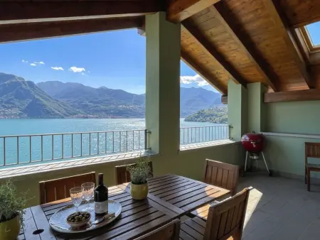 Location Maison à Dorio 6 personnes