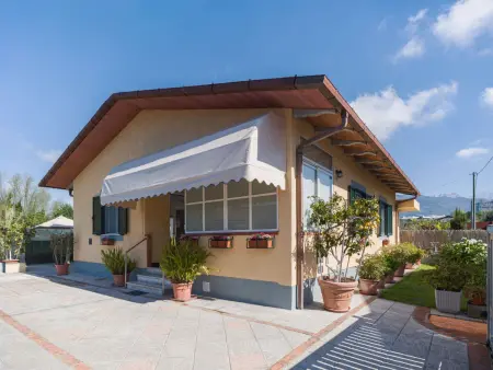 Location Maison à Marina di Massa 4 personnes