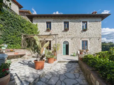 Location Maison à Corsanico 8 personnes