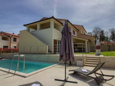 Location Maison à Pula Banjole 10 personnes