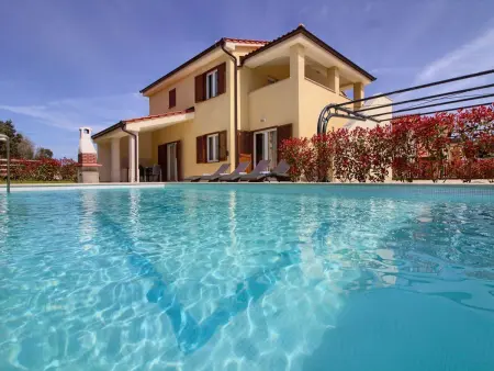 Location Maison à Pula Banjole 20 personnes