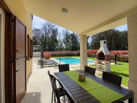 Location Maison à Pula Banjole 20 personnes