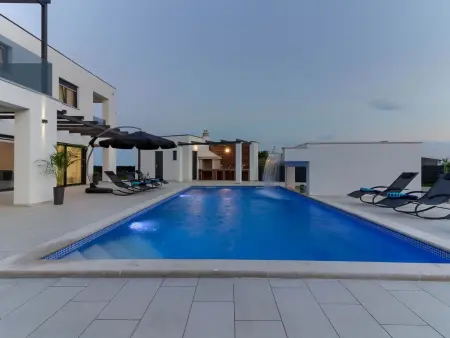 Location Maison à Pula Banjole 14 personnes