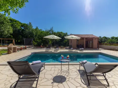Location Maison à Drenje 7 personnes