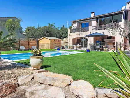 Location Maison à Pegomas 8 personnes