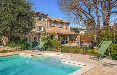 Location Maison à Grasse 8 personnes