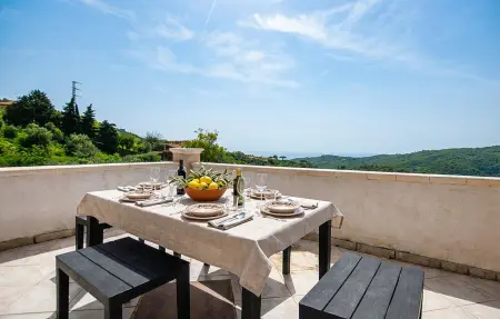 Location Maison à Acquavella 6 personnes