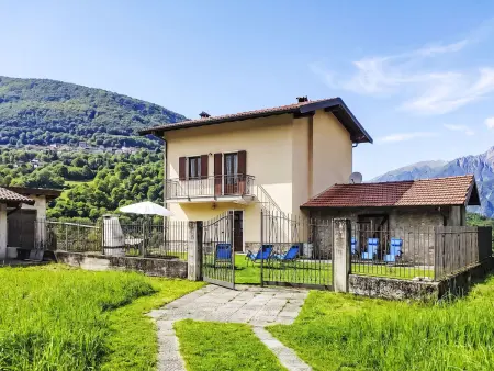 Location Maison à Osteno 6 personnes