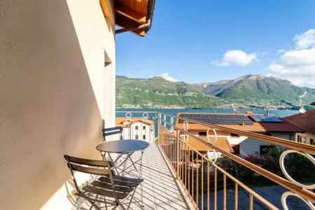 Location Maison à Lezzeno 6 personnes